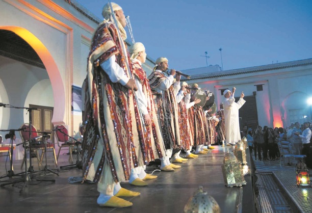 Le Maroc représenté par un groupe de musique Aissaoua au Festival des cultures du monde au Brésil Le Maroc représenté par un groupe de musique Aissaoua au Festival des cultures du monde au Brésil