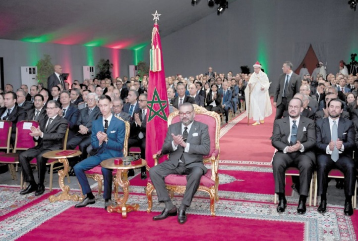 S.M le Roi lance le Programme de développement urbain d’Agadir S.M le Roi lance le Programme de développement urbain d’Agadir