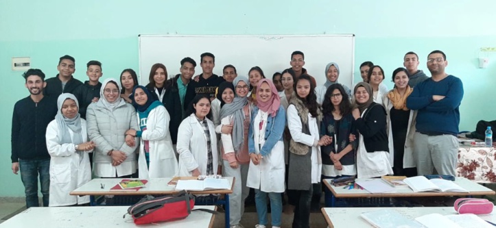 L’OMDH-Casablanca sensibilise des élèves contre les dangers d’Internet L’OMDH-Casablanca sensibilise des élèves contre les dangers d’Internet