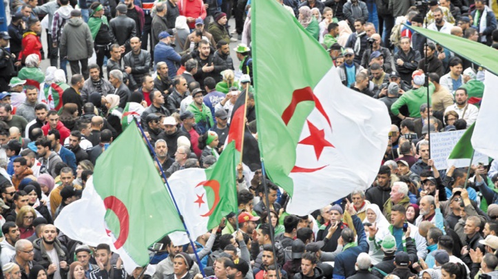 Les Algériens bouclent un an de contestation populaire inédite