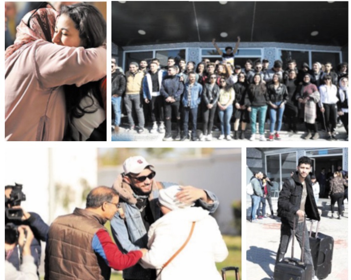 Les retrouvailles tant attendues entre les étudiants rapatriés de Chine et leurs familles Les retrouvailles tant attendues entre les étudiants rapatriés de Chine et leurs familles