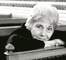 L'une des plus importantes poétesses contemporaines en Grèce n’est plus L'une des plus importantes poétesses contemporaines en Grèce n’est plus