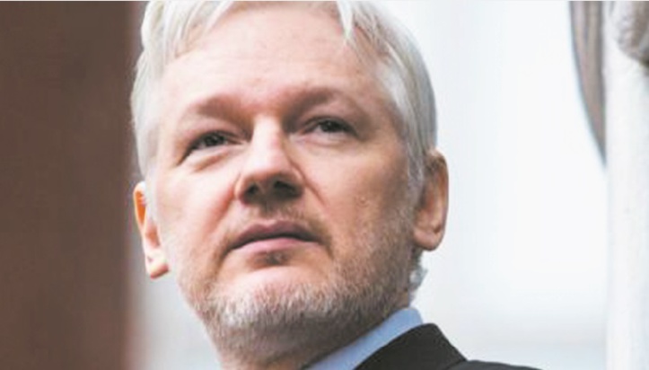 Julian Assange, héros controversé d'une transparence parfois troublée Julian Assange, héros controversé d'une transparence parfois troublée