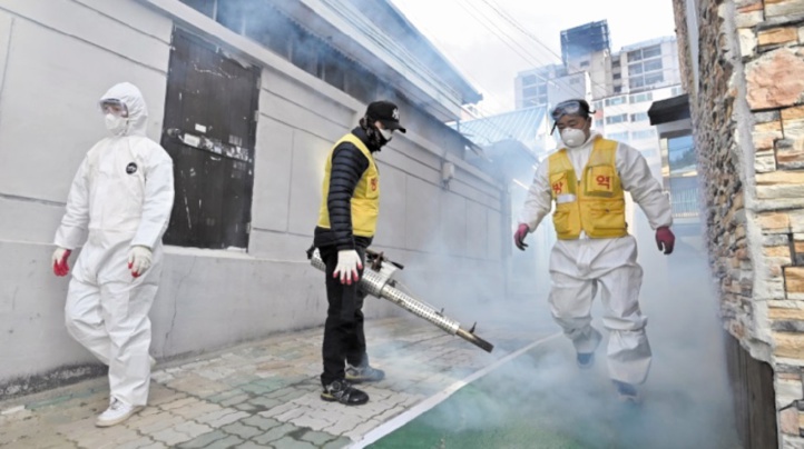 Les mesures drastiques se multiplient contre le coronavirus Les mesures drastiques se multiplient contre le coronavirus