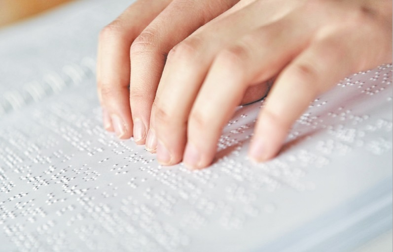 Le braille, facteur essentiel d’intégration des personnes déficientes visuelles Le braille, facteur essentiel d’intégration des personnes déficientes visuelles