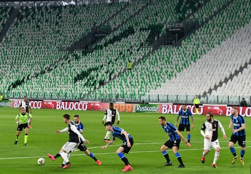 Coronavirus : La Serie A et la Juve avancent dans le chaos Coronavirus : La Serie A et la Juve avancent dans le chaos