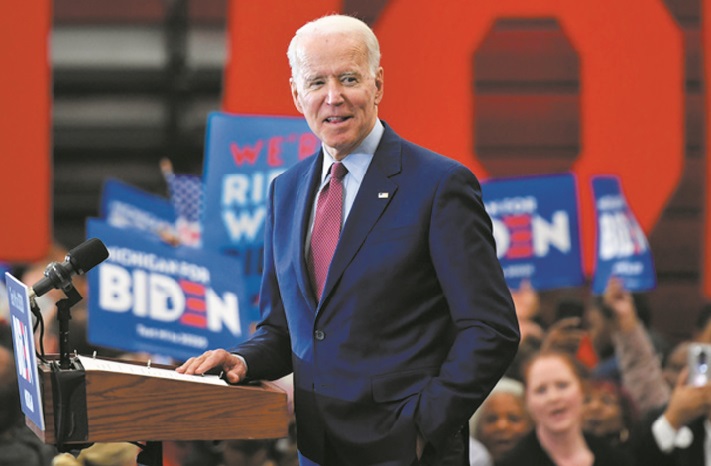 Joe Biden, improbable archi-favori de la primaire démocrate