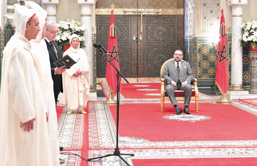 S.M le Roi reçoit les nouveaux membres de la Cour constitutionnelle S.M le Roi reçoit les nouveaux membres de la Cour constitutionnelle