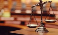Poursuites judiciaire et administrative à l'encontre d'un médecin testé positif