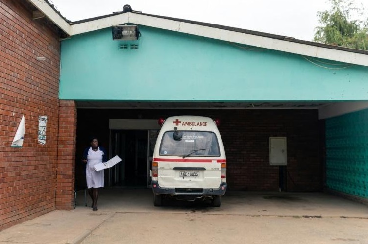 Face au virus, l'Afrique subsaharienne en manque criant de matériel et de médecins Face au virus, l'Afrique subsaharienne en manque criant de matériel et de médecins