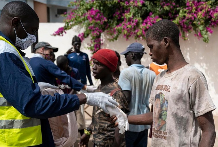 Au Sénégal, des enfants des rues cherchent à échapper au coronavirus loin de Dakar Au Sénégal, des enfants des rues cherchent à échapper au coronavirus loin de Dakar