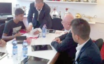 Hachim Mastour, «un Messi marocain», au Milan AC Hachim Mastour, «un Messi marocain», au Milan AC
