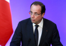 Le 14 juillet de Hollande: Entre défilé, interview et "Tonnerre de Brest" Le 14 juillet de Hollande: Entre défilé, interview et "Tonnerre de Brest"