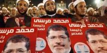Egypte: Mohamed Morsi dit respecter l’annulation du décret présidentiel Egypte: Mohamed Morsi dit respecter l’annulation du décret présidentiel