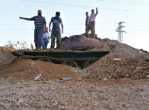 Les combats font rage à Damas: Un tournant dans la révolte contre le pouvoir d’Assad Les combats font rage à Damas: Un tournant dans la révolte contre le pouvoir d’Assad