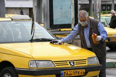 A Téhéran, les chauffeurs de taxi broient du noir à cause du virus