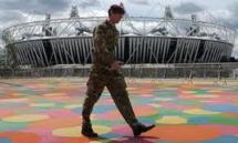 Plus de soldats, moins de cérémonie et peut-être moins de pluie Plus de soldats, moins de cérémonie et peut-être moins de pluie