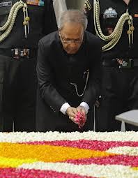 Pranab Mukherjee  prête serment : Le nouveau président indien assure vouloir lutter contre la pauvreté Pranab Mukherjee  prête serment : Le nouveau président indien assure vouloir lutter contre la pauvreté