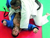 Les Palestiniens savourent le combat historique de leur judoka Les Palestiniens savourent le combat historique de leur judoka