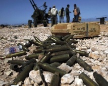 Selon un rapport universitaire : Les armes abandonnées en Libye sont une menace pour les civils Selon un rapport universitaire : Les armes abandonnées en Libye sont une menace pour les civils