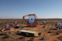 Installation du plus grand télescope du monde en Namibie Installation du plus grand télescope du monde en Namibie