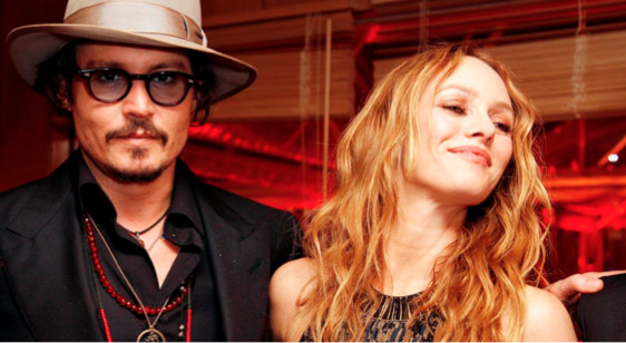 Johnny Depp soutenu par Vanessa Paradis dans son procès en diffamation contre The Sun Johnny Depp soutenu par Vanessa Paradis dans son procès en diffamation contre The Sun