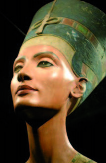 Vieux d'environ 3.400 ans : Berlin va célébrer le centenaire de la découverte du buste de Néfertiti