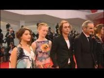 Au sixième jour du Festival de Venise : Olivier Assayas rend hommage aux années 70