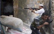 L’armée renforce ses troupes à Alep : Violent pilonnage de la région de Damas L’armée renforce ses troupes à Alep : Violent pilonnage de la région de Damas