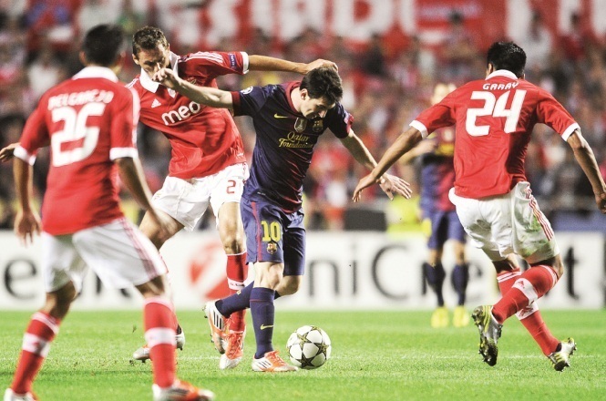 Ligue des Champions de l’UEFA : Le Bayern chute en Biélorussie, le Barça sans forcer à Lisbonne et la Juve accrochée à Turin Ligue des Champions de l’UEFA : Le Bayern chute en Biélorussie, le Barça sans forcer à Lisbonne et la Juve accrochée à Turin
