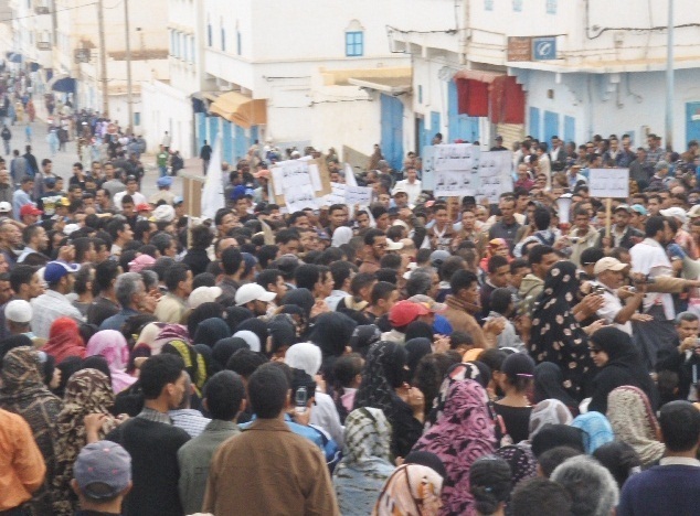 De violents affrontements entre jeunes et forces de l’ordre : Sidi Ifni sous haute tension De violents affrontements entre jeunes et forces de l’ordre : Sidi Ifni sous haute tension