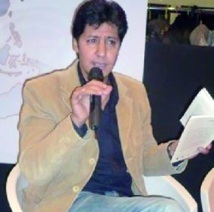 Selon l’écrivain et poète Taha Adnan : “L’écriture, un art qui relate l’histoire au présent pour réinventer la réalité” Selon l’écrivain et poète Taha Adnan : “L’écriture, un art qui relate l’histoire au présent pour réinventer la réalité”