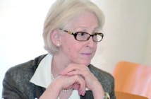 «Egalité-Parité, histoire inachevée» de Aicha Belarbi : «Faire passer l’égalité acquise au niveau juridique dans la réalité quotidienne» «Egalité-Parité, histoire inachevée» de Aicha Belarbi : «Faire passer l’égalité acquise au niveau juridique dans la réalité quotidienne»