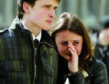 Les femmes plus sensibles que les hommes aux mauvaises nouvelles Les femmes plus sensibles que les hommes aux mauvaises nouvelles