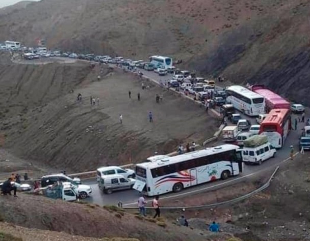 Lundi matin,  situation  inextricable à Tichka entre Marrakech et Ouarzazate