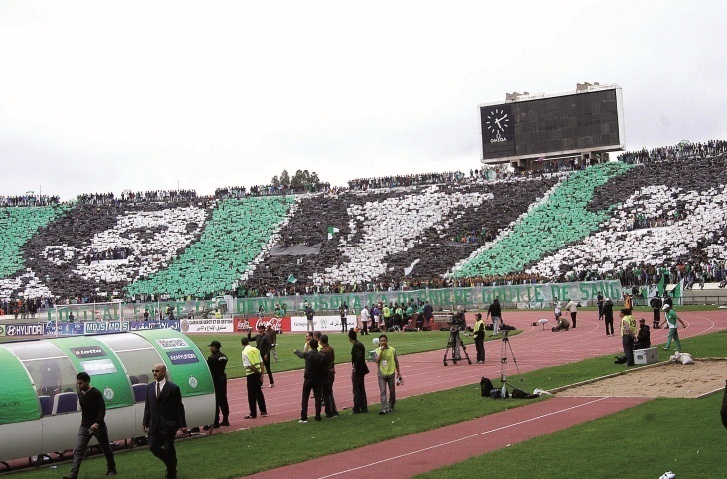 Les derbies de la métropole et de la capitale ont tenu leurs promesses : FAR-Raja, du lourd pour la finale de la Coupe du Trône Les derbies de la métropole et de la capitale ont tenu leurs promesses : FAR-Raja, du lourd pour la finale de la Coupe du Trône