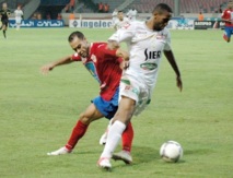 7e journée en Botola Pro Elite 1 : Duels à distance entre le RCA et l’ASFAR, l’OCS en embuscade 7e journée en Botola Pro Elite 1 : Duels à distance entre le RCA et l’ASFAR, l’OCS en embuscade