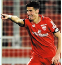 Nayef Aguerd au Stade Rennais : C’est le club qu’il me fallait pour franchir un palier Nayef Aguerd au Stade Rennais : C’est le club qu’il me fallait pour franchir un palier