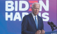 Après des mois de campagne en sourdine, Biden suit Trump dans l'arène