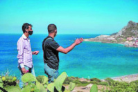 Privés de gagne-pain au pied d'une frontière fermée pour cause de coronavirus Privés de gagne-pain au pied d'une frontière fermée pour cause de coronavirus