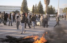 Les violences se poursuivent en Tunisie :  Des milliers de manifestants défilent à Siliana