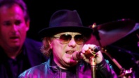 Van Morrison sort trois chansons anticonfinement