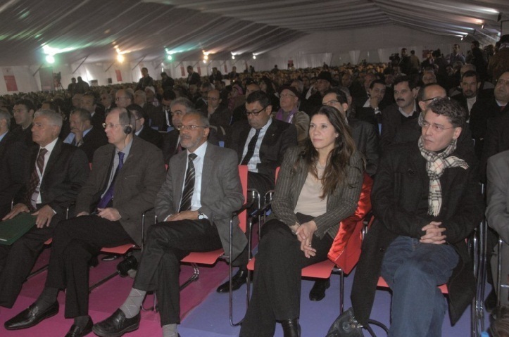 Le IXème Congrès de l’USFP démarre sur les chapeaux de roues : Abdelouahed Radi : le parti a servi le pays dans l’opposition et au gouvernement et il est toujours prêt à le faire pour préserver les acquis du peuple marocain Le IXème Congrès de l’USFP démarre sur les chapeaux de roues : Abdelouahed Radi : le parti a servi le pays dans l’opposition et au gouvernement et il est toujours prêt à le faire pour préserver les acquis du peuple marocain