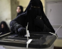 Egypte : Les islamistes revendiquent la victoire au référendum Egypte : Les islamistes revendiquent la victoire au référendum