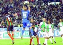 Botola Pro Elite 1 : mise à jour du clasico ASFAR-Raja de la 9ème journée : Face aux Verts, des Militaires revanchards et à la recherche d’un leadership Botola Pro Elite 1 : mise à jour du clasico ASFAR-Raja de la 9ème journée : Face aux Verts, des Militaires revanchards et à la recherche d’un leadership