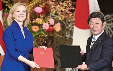 Londres signe avec Tokyo son premier accord commercial majeur post-Brexit