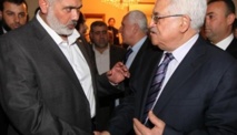 Réunion tripartite Morsi-Abbas-Mechaal au Caire Réunion tripartite Morsi-Abbas-Mechaal au Caire