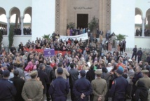 La partie de cache-cache ne réussit pas à Ramid La partie de cache-cache ne réussit pas à Ramid