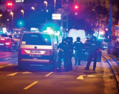 Chasse à l'homme à Vienne après un attentat qui a fait quatre morts