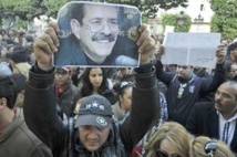 La Tunisie en grève et en deuil enterre Chokri Belaïd La Tunisie en grève et en deuil enterre Chokri Belaïd